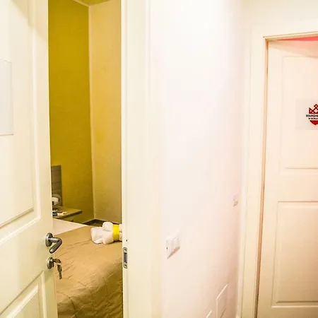 Borgo Angioino 4* نابولي