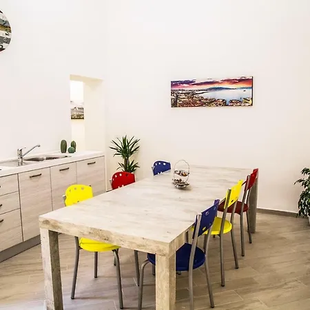 فندق مبيت وإفطار Borgo Angioino